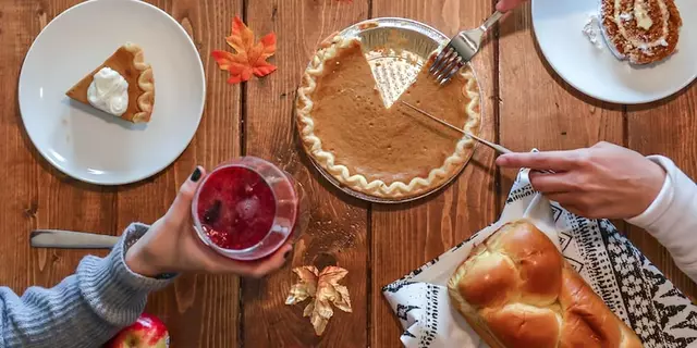 What are the essential components of a Thanksgiving dinner?